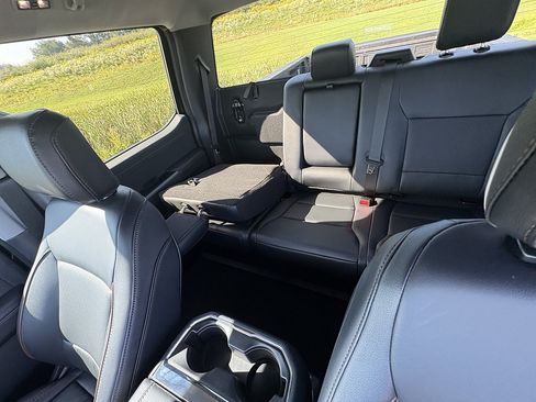 Used 2026 Ford F250 Lariat w/ Chrome Package AWD/4WD image 32