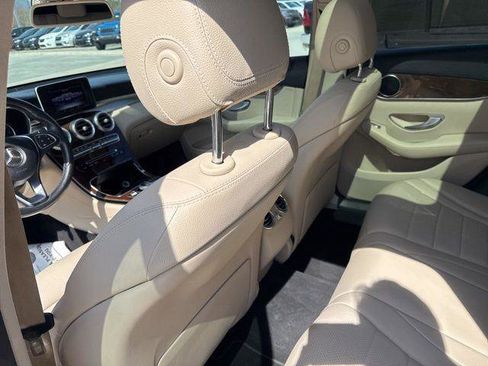 Used 2017 Mercedes-Benz GLC 300 image 28