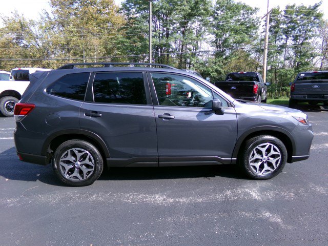 Used 2020 Subaru Forester Premium w/ Popular Package #1 AWD/4WD image 10
