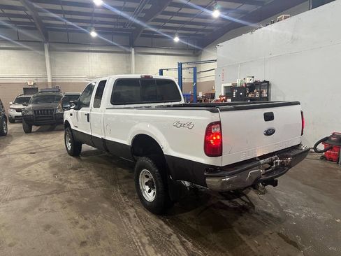 Used 2004 Ford F350 Lariat image 8