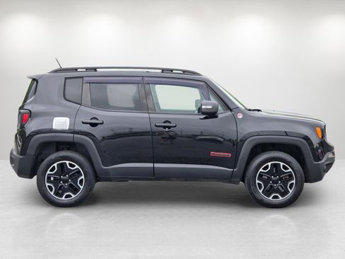 Used 2016 Jeep Renegade Trailhawk w/ Cold Weather Group image 5