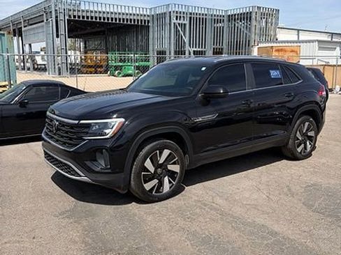 Certified 2024 Volkswagen Atlas Cross Sport SE FWD image 1