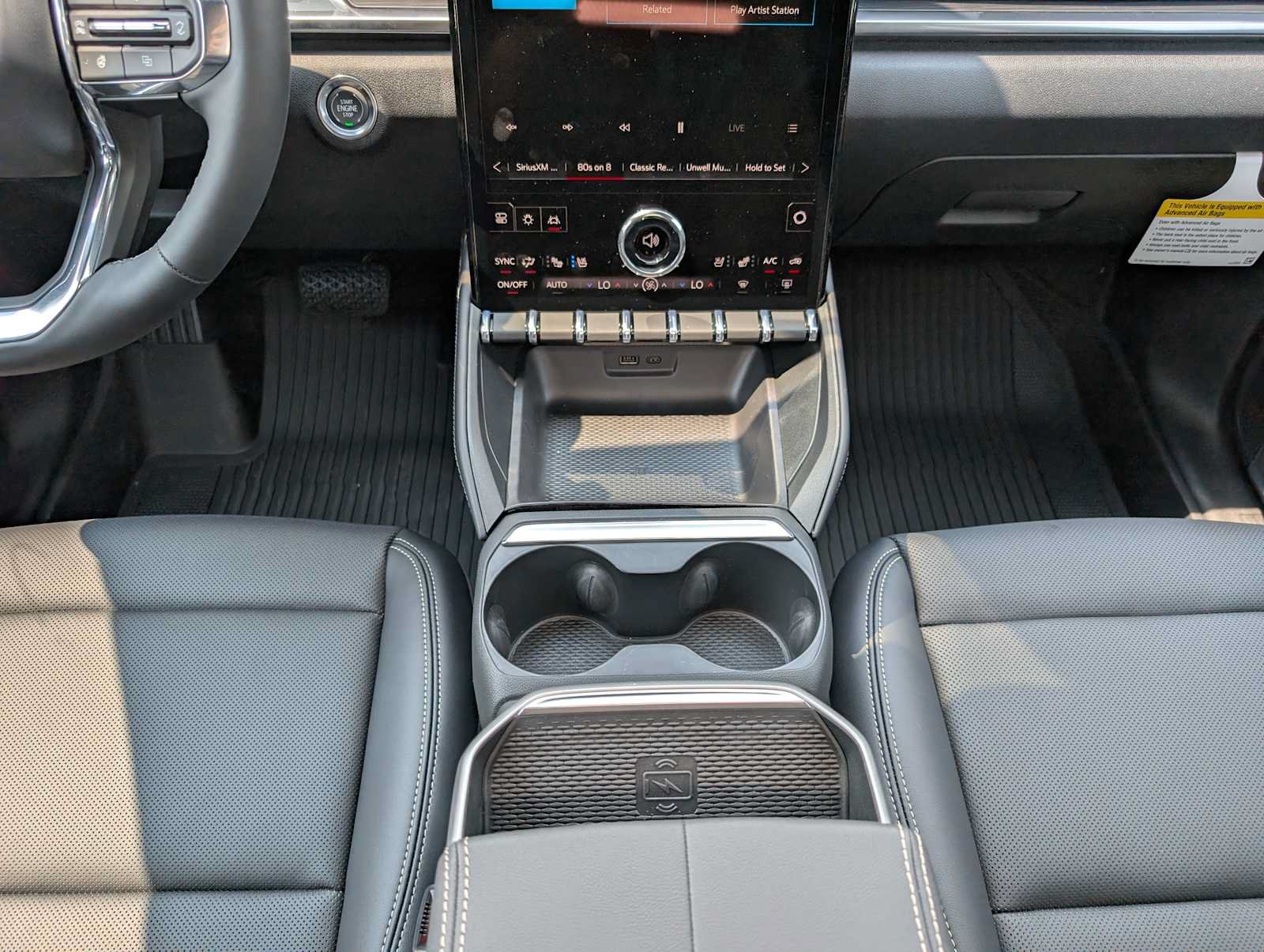 New 2027 GMC Terrain Elevation w/ Elevation Premium Package AWD/4WD image 13