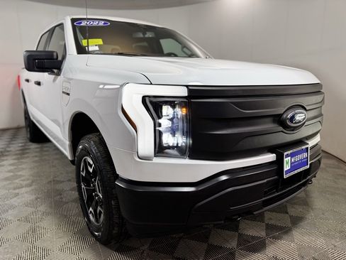 Used 2022 Ford F150 Lightning Pro image 11