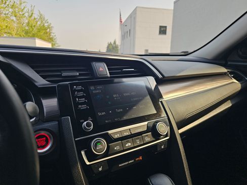 Used 2019 Honda Civic EX-L image 28