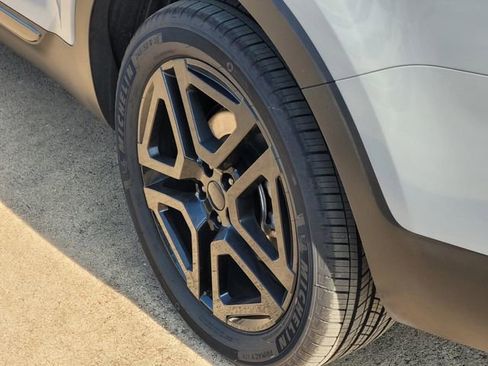 New 2025 Kia Telluride SX Prestige X-Line AWD/4WD image 5