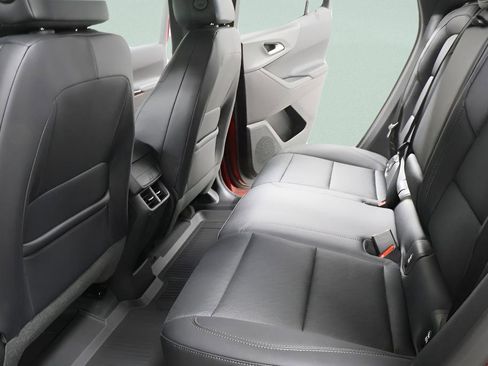 New 2026 Chevrolet Equinox LT FWD image 28