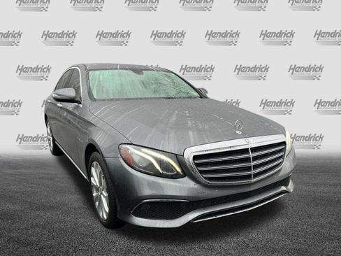 Used 2017 Mercedes-Benz E 300 image 2