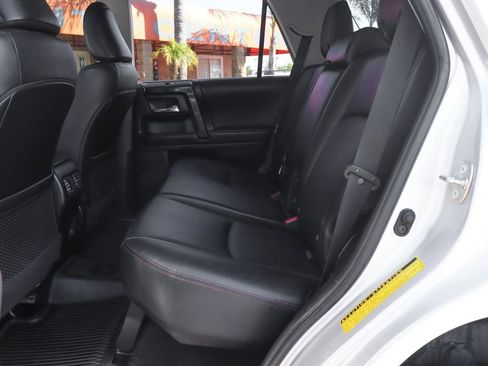 Used 2022 Toyota 4Runner TRD Off-Road Premium w/ Moonroof Package AWD/4WD image 44