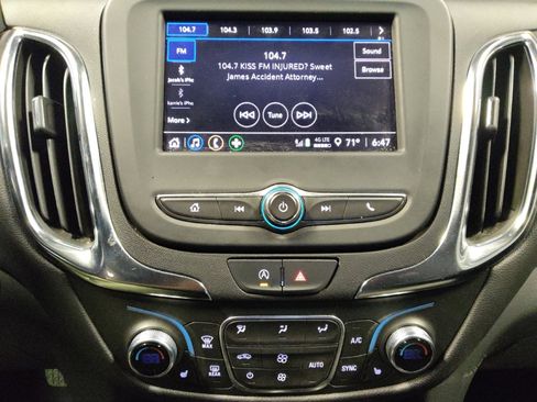 Used 2024 Chevrolet Equinox LT w/ Driver Convenience Package image 25