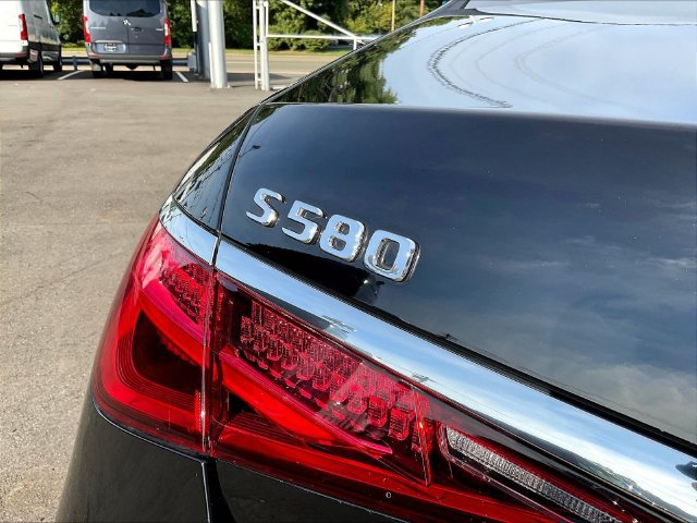 Certified 2021 Mercedes-Benz S 580 4MATIC Sedan image 26