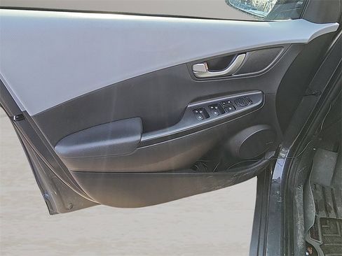 Used 2018 Hyundai Kona Ultimate image 13