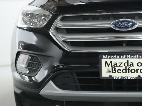 Used 2019 Ford Escape SE FWD image 6