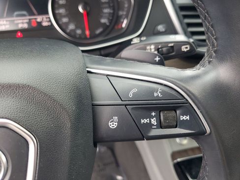 Used 2022 Audi Q5 2.0T Premium w/ Convenience Package image 27