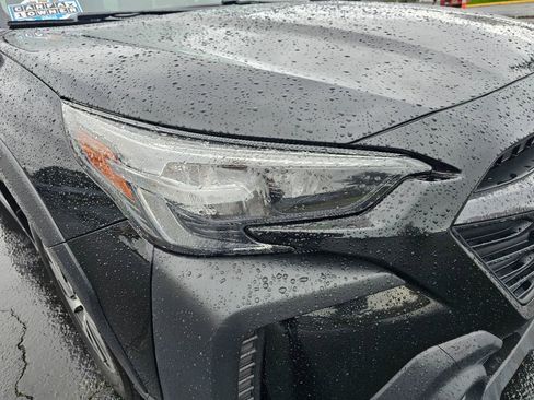 Used 2023 Subaru Outback Premium image 7