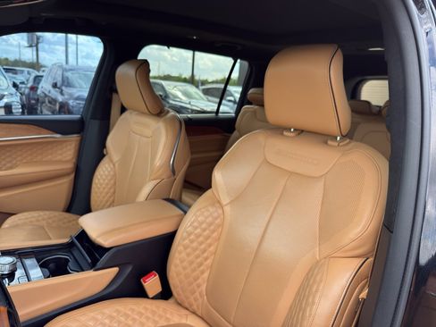 Used 2021 Jeep Grand Cherokee L Summit image 12