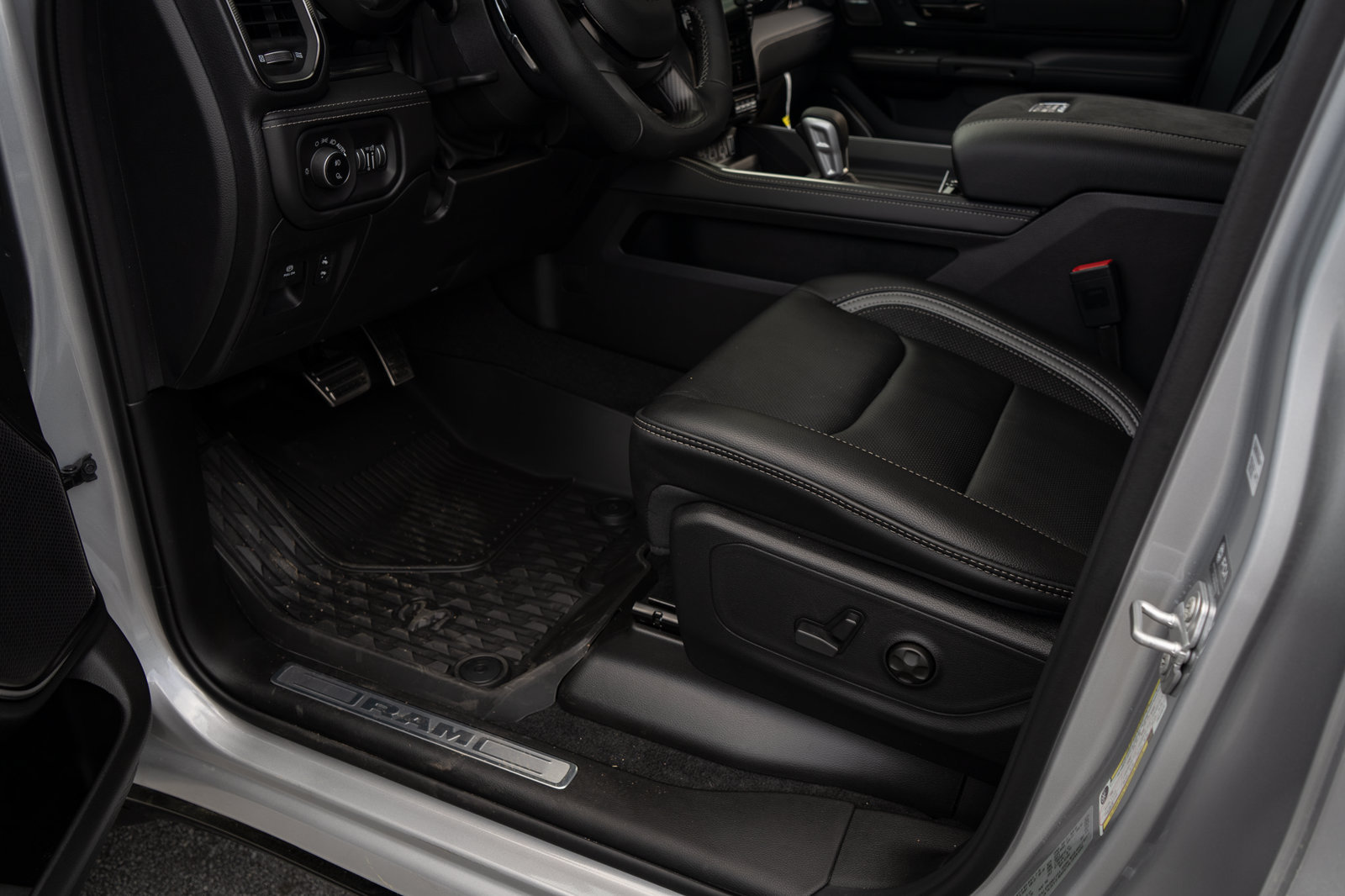 New 2026 RAM 1500 RHO w/ RHO Level 1 Equipment Group AWD/4WD image 35