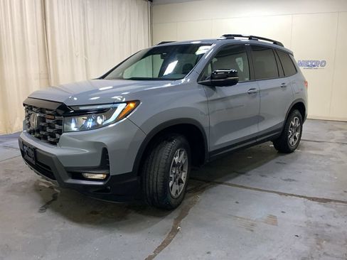 Used 2022 Honda Passport TrailSport image 7