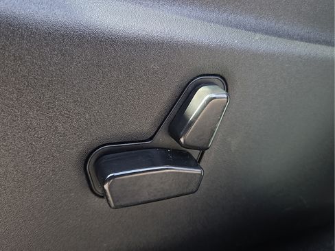 Used 2024 Dodge Durango GT AWD/4WD image 15