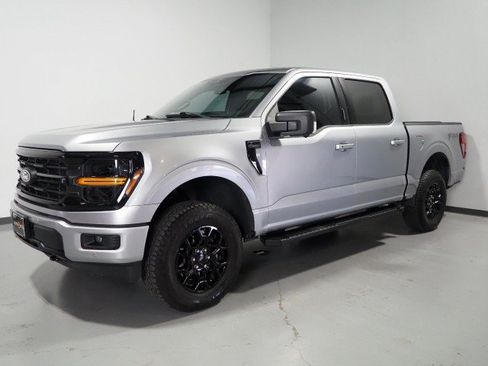 Used 2024 Ford F150 4x4 SuperCrew XLT w/ Equipment Group 302A MID image 9
