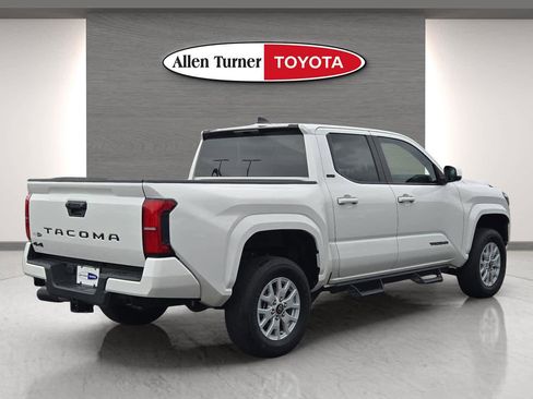 Used 2024 Toyota Tacoma SR5 image 6
