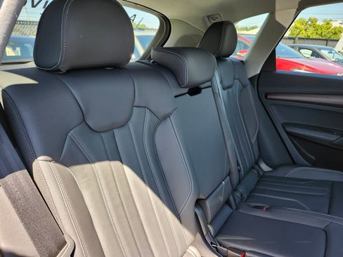 Certified 2025 Audi Q5 2.0T Premium Plus w/ Premium Plus Package image 15