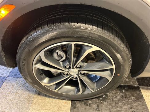 Used 2022 Buick Encore GX Select image 8