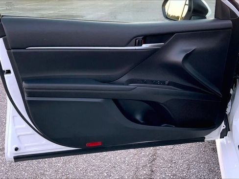 Used 2024 Toyota Camry LE image 21