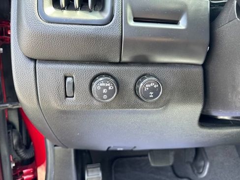 Used 2021 Chevrolet Colorado LT w/ LT Convenience Package AWD/4WD image 22
