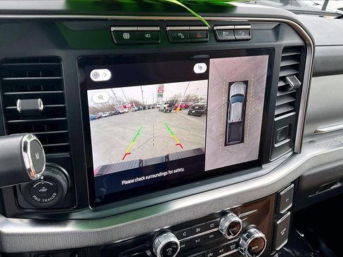 Used 2024 Ford F450 Platinum w/ FX4 Off-Road Package image 22