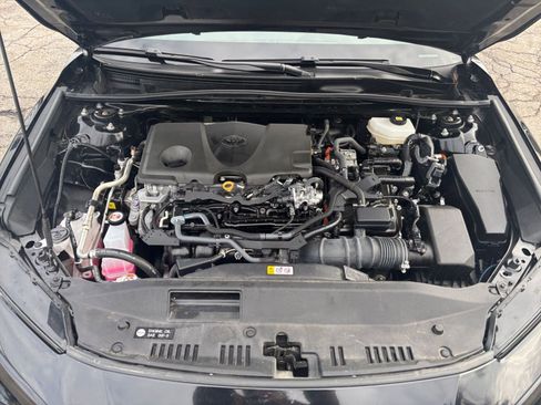 Used 2025 Toyota Camry LE image 30