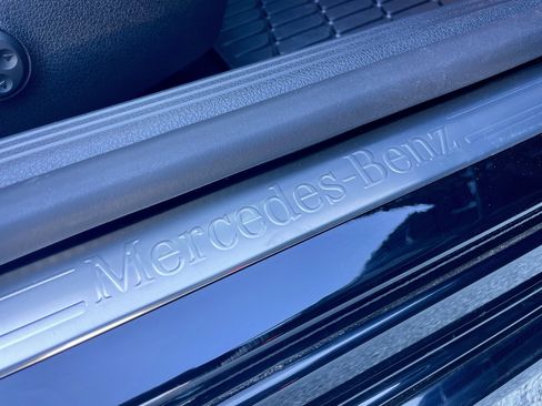 Used 2024 Mercedes-Benz C 300 4MATIC Sedan image 40