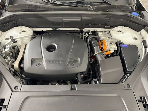 Used 2024 Volvo XC90 T8 Plus w/ Protection Package Premier image 26