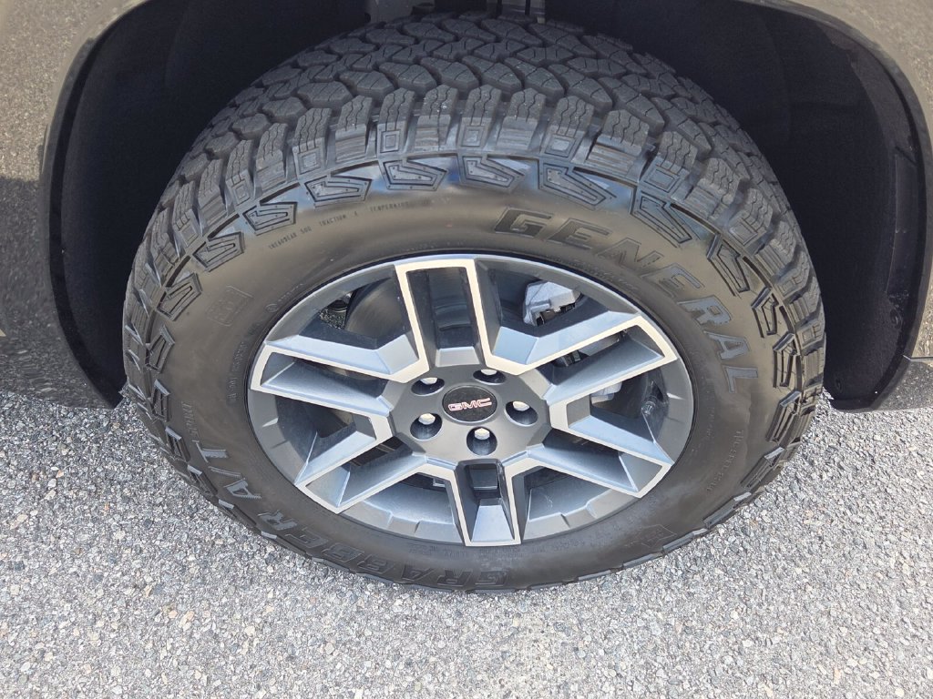 New 2026 GMC Terrain AT4 AWD/4WD image 14