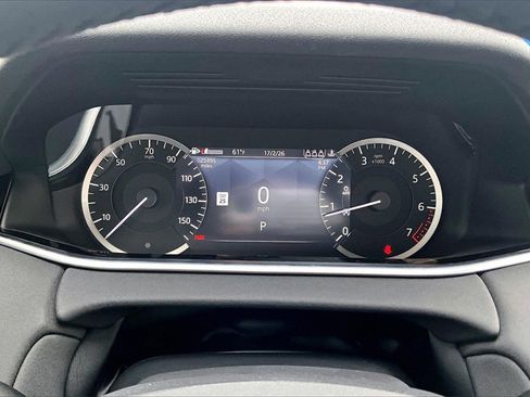 Used 2023 Land Rover Range Rover Evoque SE image 22