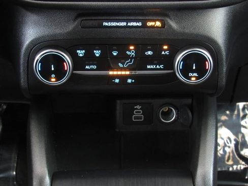 Used 2025 Ford Escape ST-Line AWD/4WD image 28
