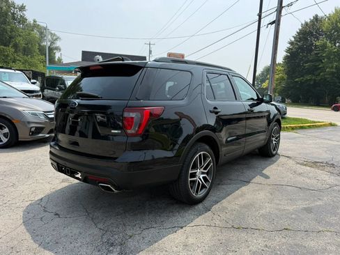 Used 2017 Ford Explorer Sport w/ Equipment Group 401A AWD/4WD image 5