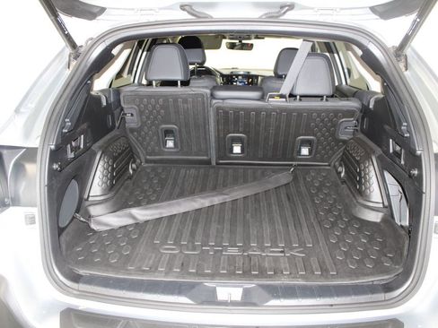 Used 2023 Subaru Outback Limited image 13