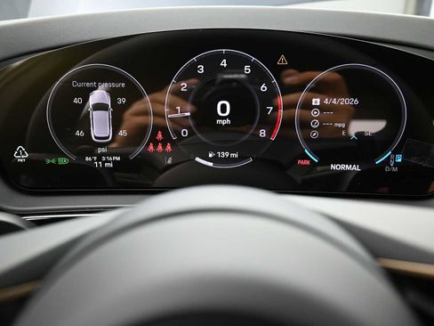 New 2026 Porsche Cayenne image 11