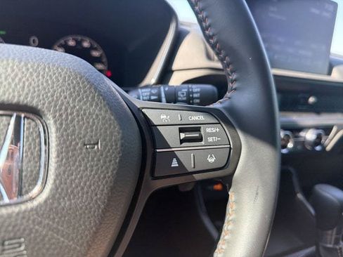 Used 2025 Honda CR-V Sport-L image 31