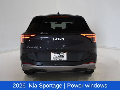 Used 2026 Kia Sportage LX FWD image 5