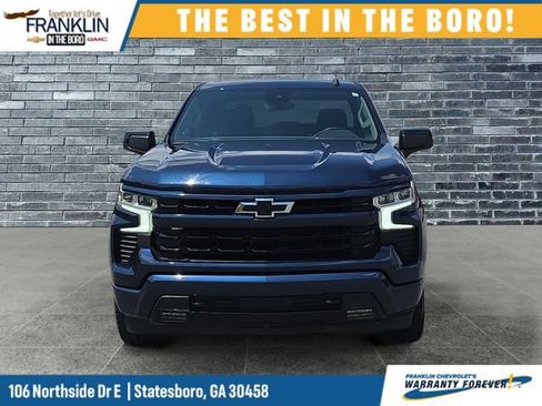 Used 2023 Chevrolet Silverado 1500 RST w/ Z71 Off-Road Package AWD/4WD image 9