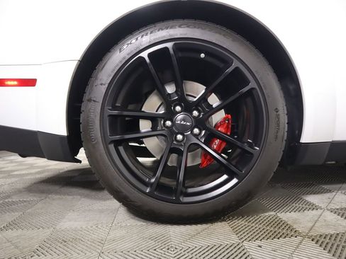 Used 2021 Dodge Challenger SRT Hellcat image 29