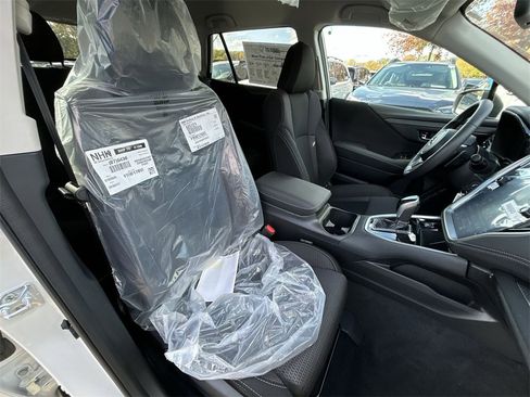 New 2025 Subaru Outback Premium image 14