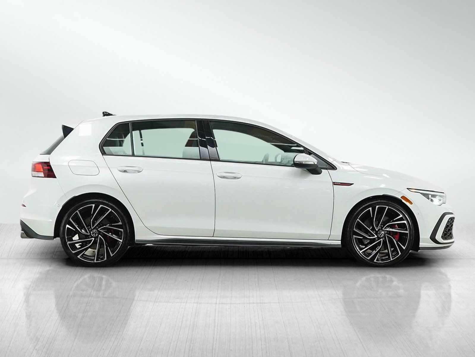 Used 2022 Volkswagen GTI Autobahn FWD image 6