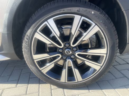 New 2026 Volvo V60 B5 Cross Country Ultra w/ Protection Package Premier image 8