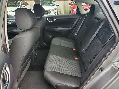 Used 2016 Nissan Sentra SR w/ Driver's Assist Package FWD image 6