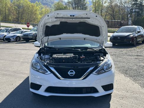 Used 2018 Nissan Sentra S image 18