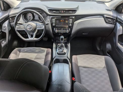 Used 2021 Nissan Rogue Sport SV AWD/4WD image 19