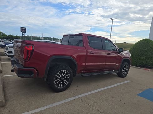 Used 2020 GMC Sierra 1500 AT4 w/ AT4 Premium Package AWD/4WD image 5